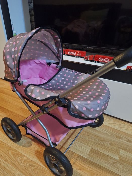 Количка за кукли
