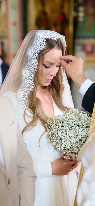 Rochie de mireasa Ana Radu,marime universala foarte vaporosa si lejera