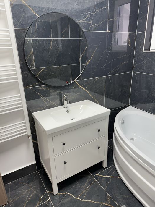 Proprietar vând apartament 3 camere