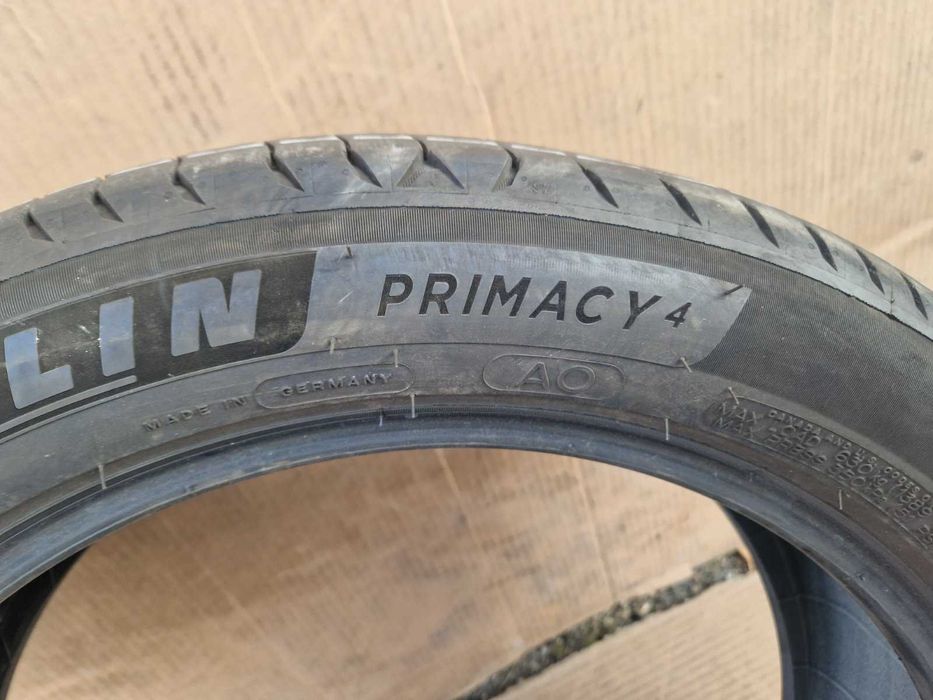 1 Michelin R18 215/50 Лятна гума  DOT1024