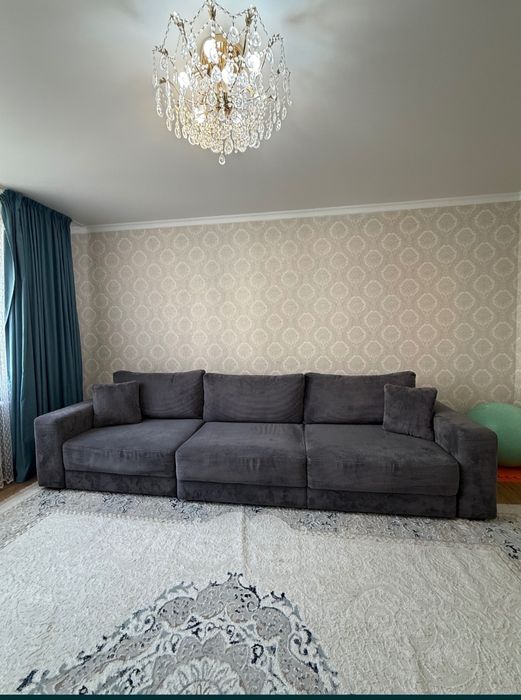 Продам диван для гостинной