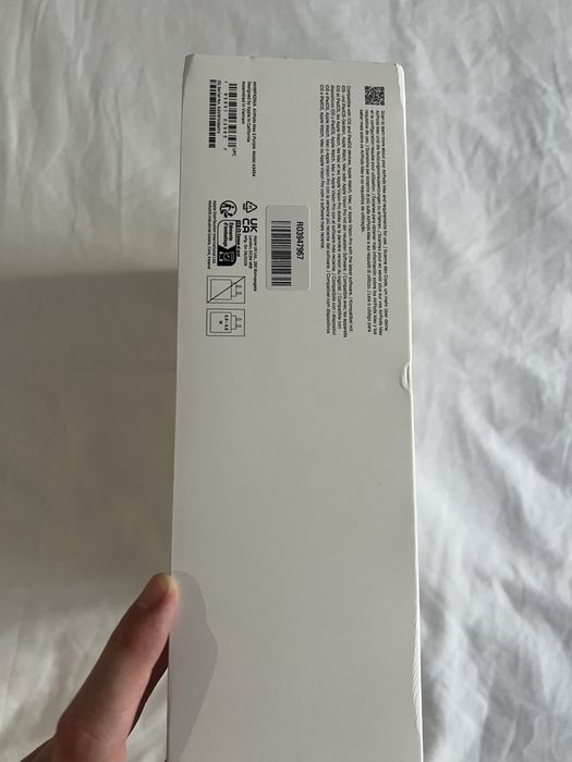 Selling Airpods Max 2 Violet