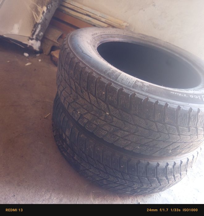 Продам две покрышки липучки