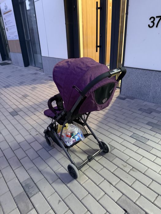 Коляска прогулочная