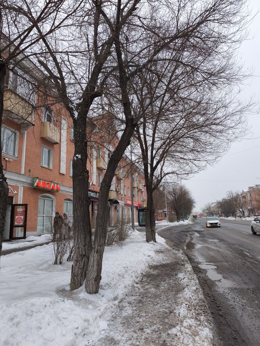 Сдам трёхкомнатную квартиру, старый вокзал!