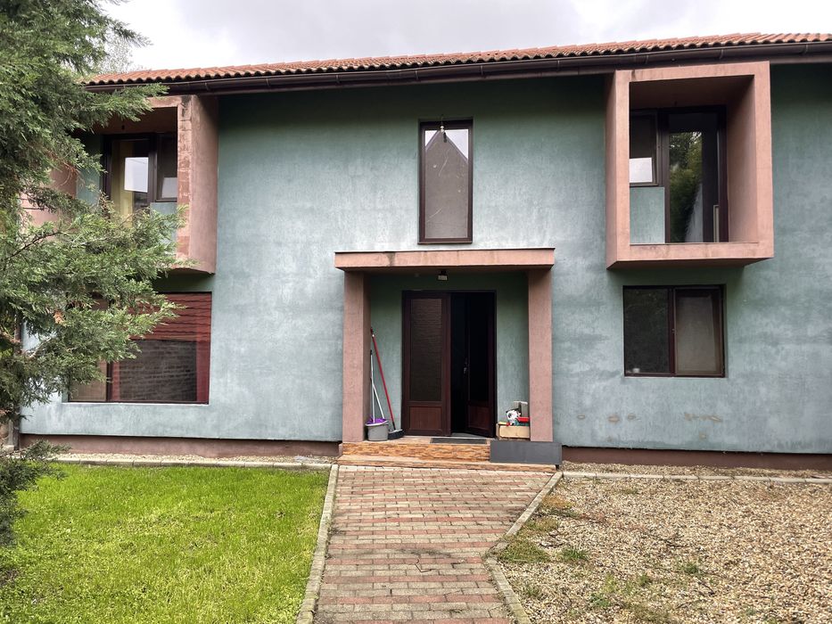 Inchiriez casa C.Girocului