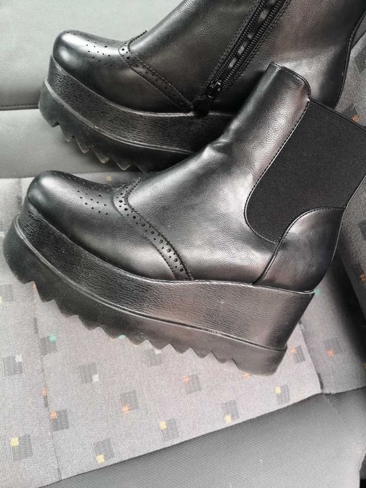 Боти естествена кожа