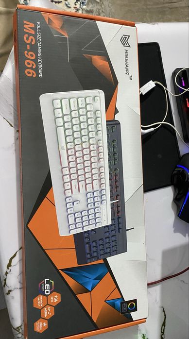 Клавиатура и мышь