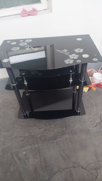 Телевизор и подставка