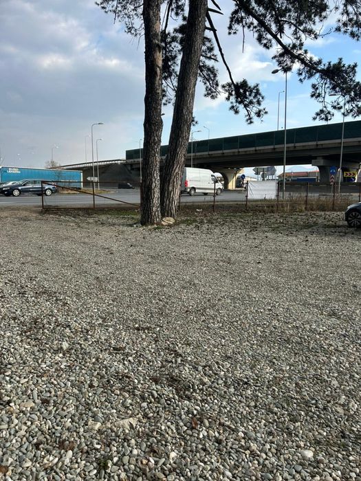 De închiriat teren 5200mp