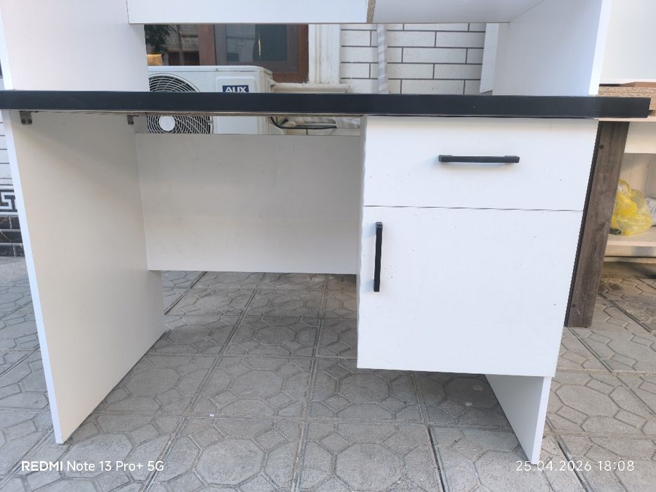 Письменный стол дарс столи