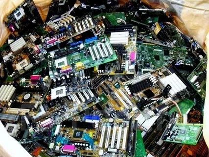 Принимаем материнские платы