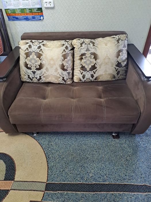 Продам диван в отличном состоянии