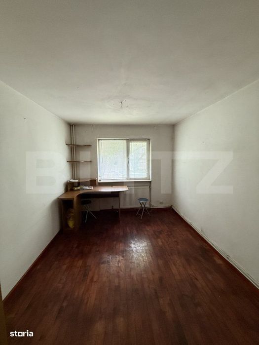 Apartament cu 3 camere, decomandat, zona George Enescu