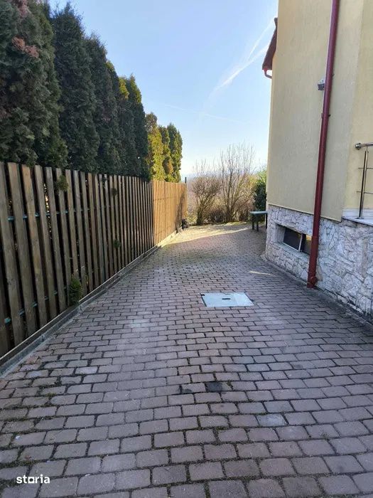 Casa de inchiriat de 190mp , teren de 678 mp , zona : Cluj Europa