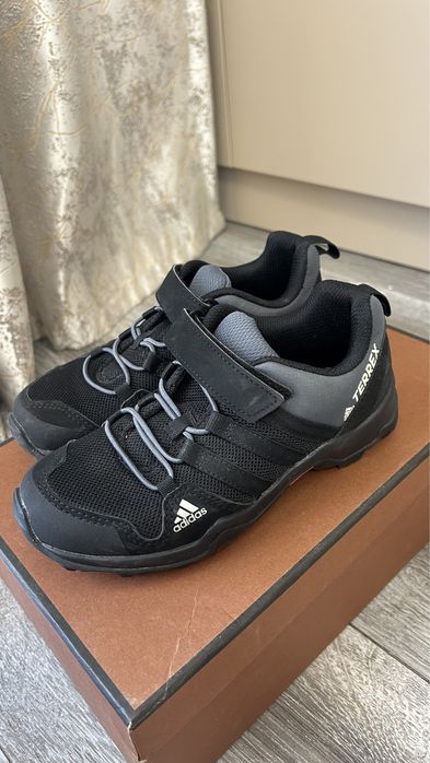 Адидас кроссовки Terrex