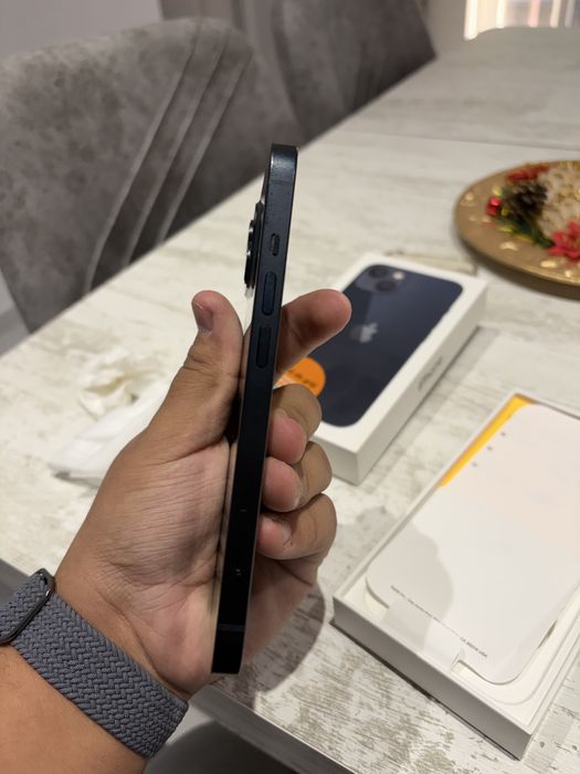 Iphone 13 foarte bun , pret negociabil