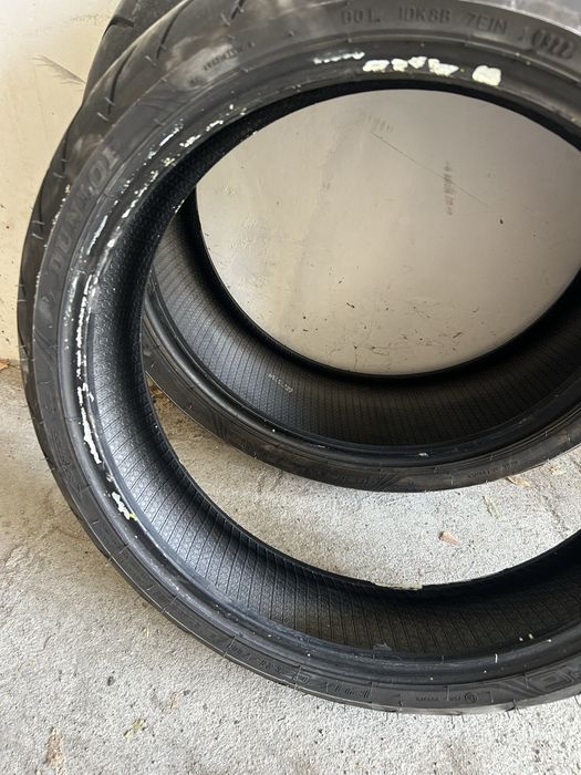 Мото гуми Dunlop Qualifier core