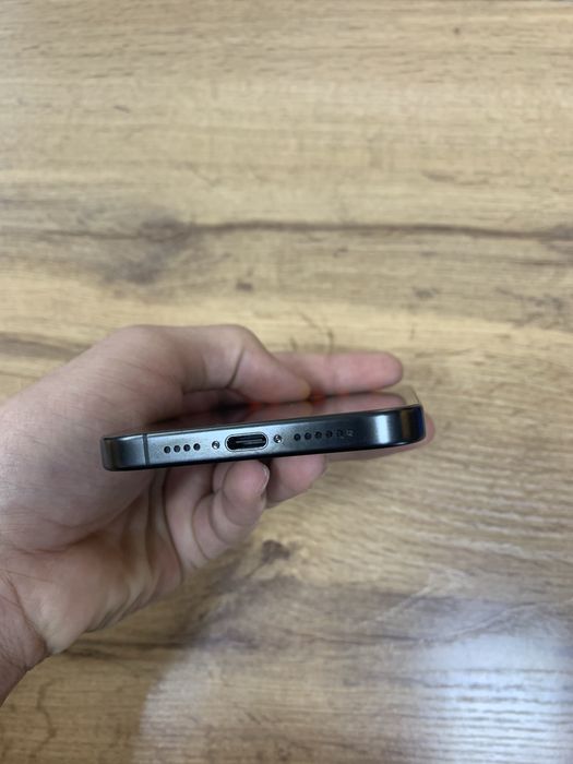 Продам айфон 15 про мах 256гб