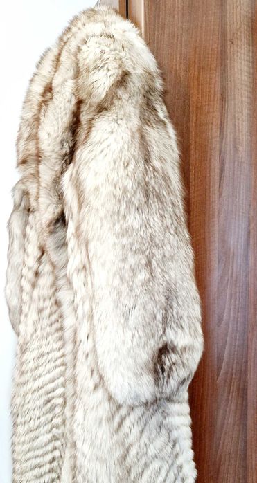 Haină de blană de vulpe argintie