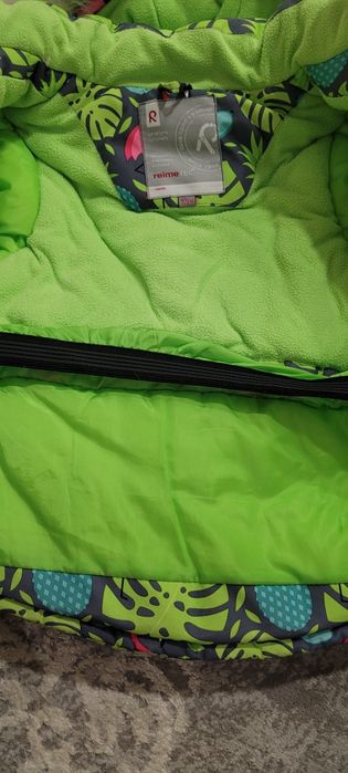 Продам зимнюю куртку