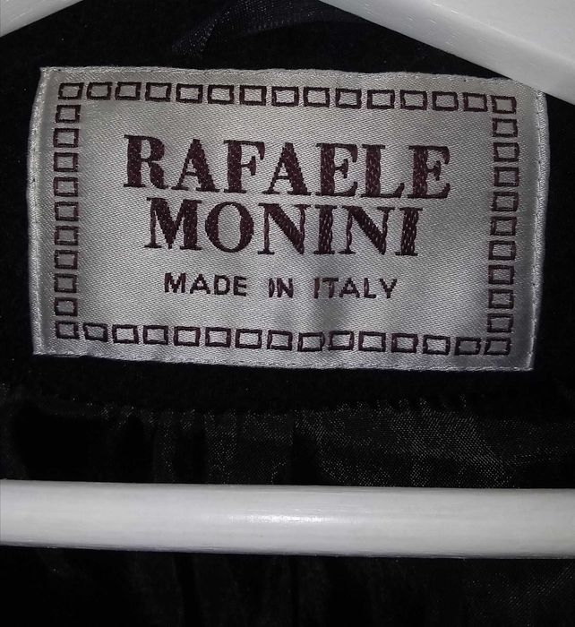 Италианско дълго черно палто