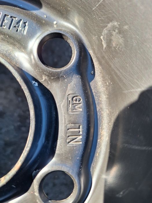 Опел-16цола-5/110-резервна гума/патерица/-1бр.-100лв.