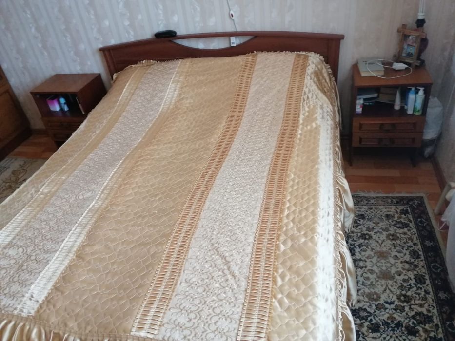 Кровать двухспальная