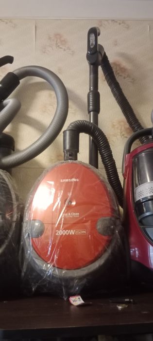 Пылесосы в отличном состояние