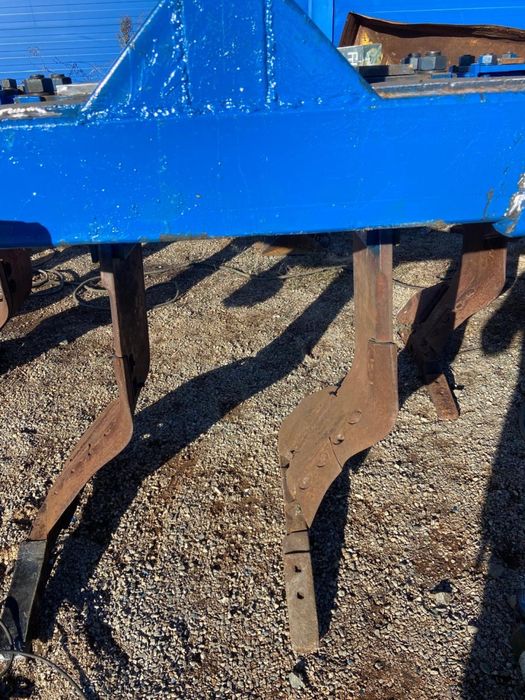 Чизельный плуг ПЧ4