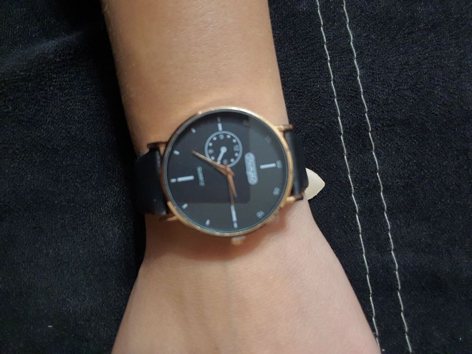 Часовници и гривни