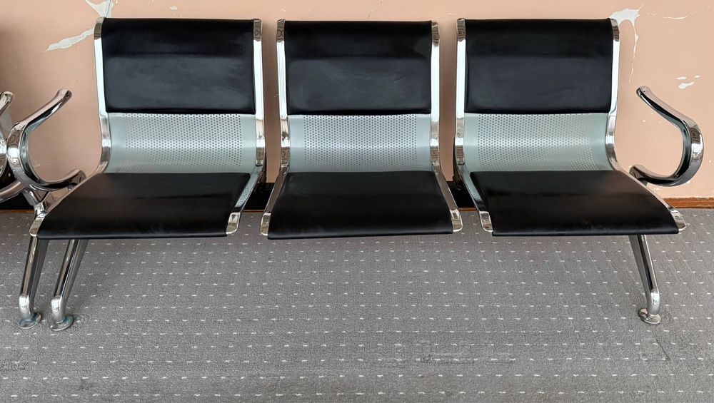 Стулья для офисов