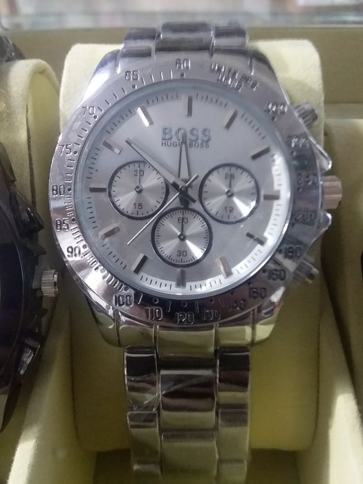 Qo'l soat / наручные часы