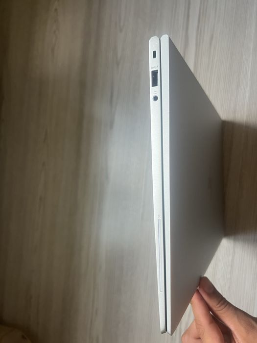 HP EliteBook 850 G8 | i5-1145G7 | 16GB RAM | 256GB