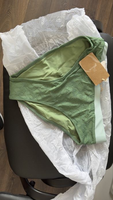 Нов бански Berlook