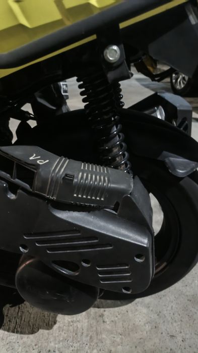 Tank skuter sptiladi