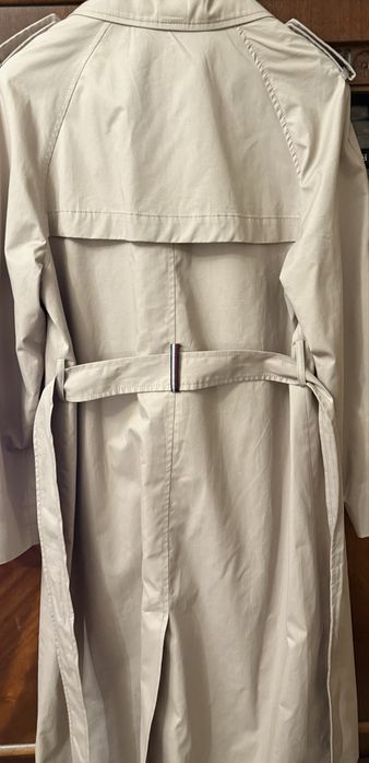 Trench nou cu eticheta Tommy Hilfiger