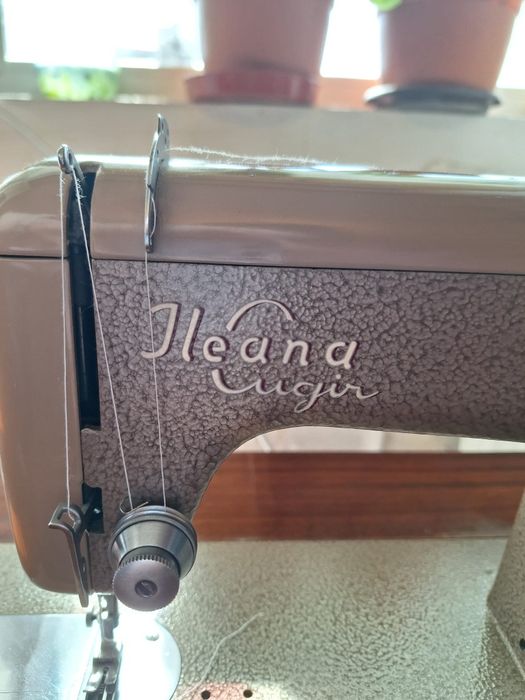 Masina de cusut Ileana