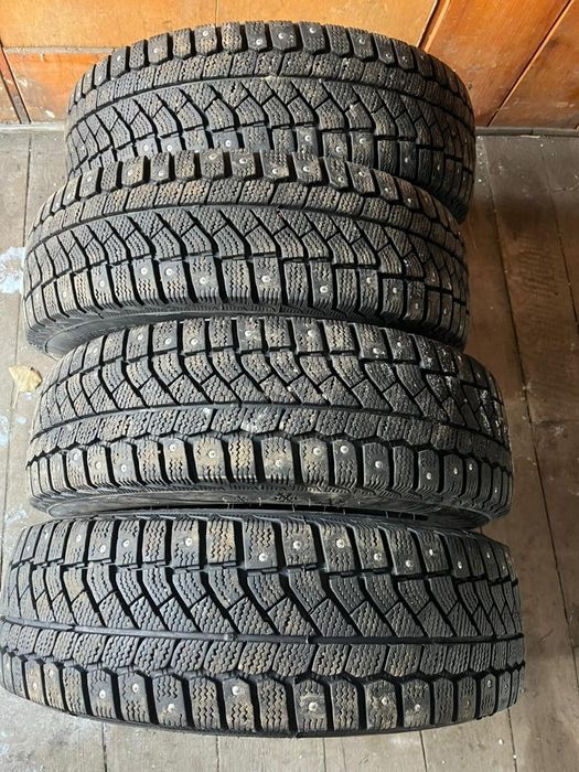 Продам комплект резины 185  __65 ___ 15