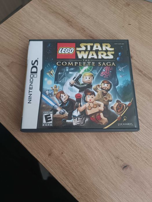 Продавам за игри Nintendo 3DS