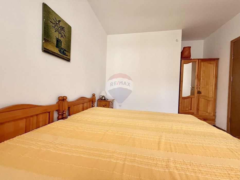 Южен апартамент с две спални и нескриваема морска гледка за продажба,