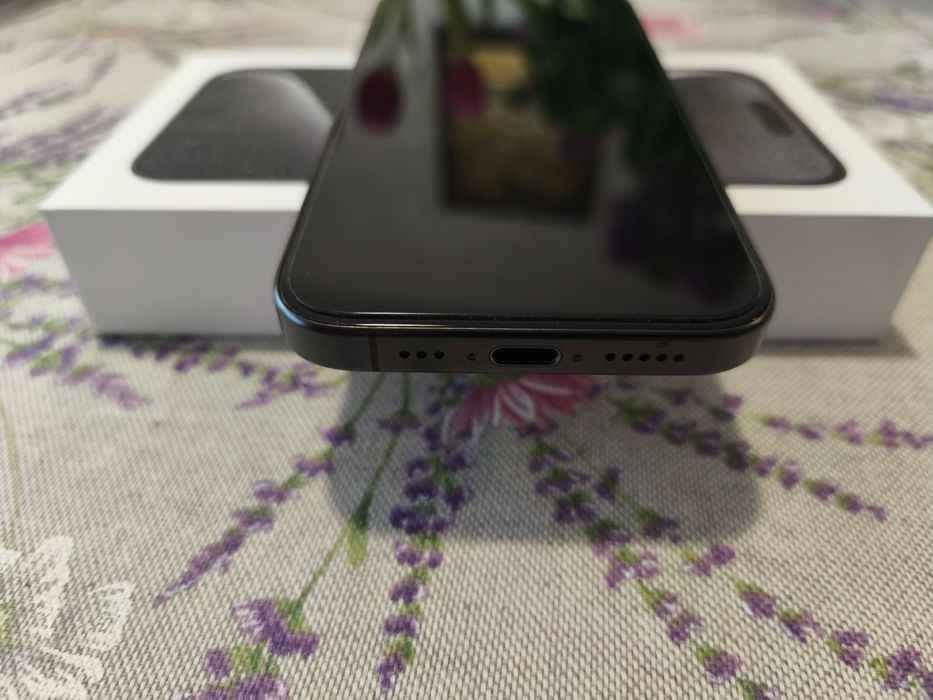 iphone 15 Pro 256GB Space Black в гаранция