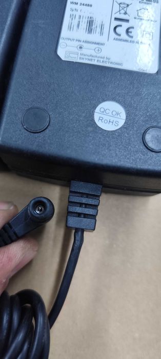 alimentator incarcator 24v 2.5A mufa cu pin central noi cu proba