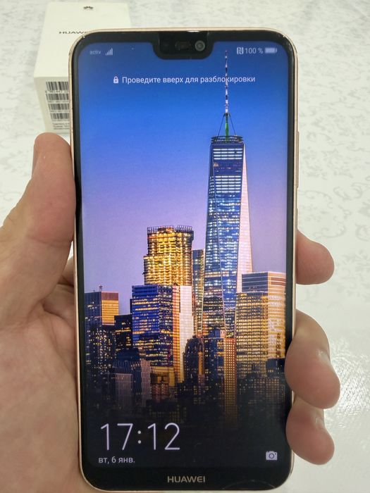 HUAWEI P20 LITE телефон