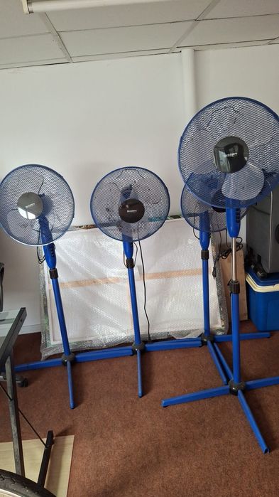 Ventilator cu picior.