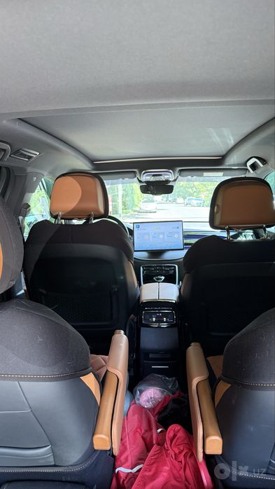 Продаю своб машину BYD TANG 4.4 full 635 km