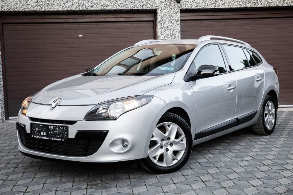 Renault Megane~Navigație~Senzori parcare~Euro 5