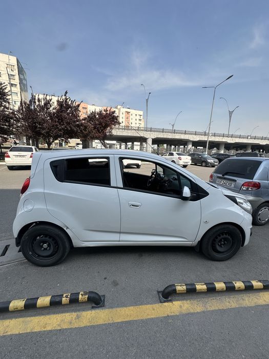 Chevrolet Spark 2022 — 3