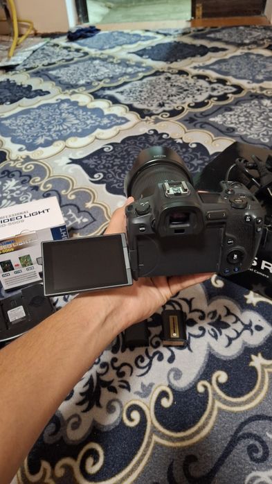 Canon R sotiladi