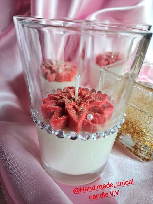 Ръчно изработени свещи